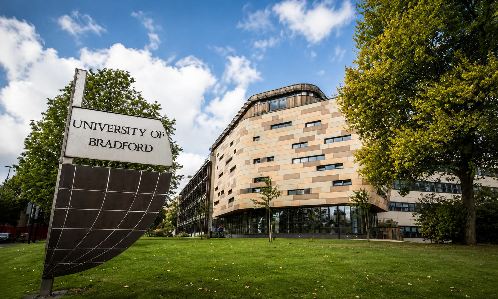 best taxi for university of bradford students